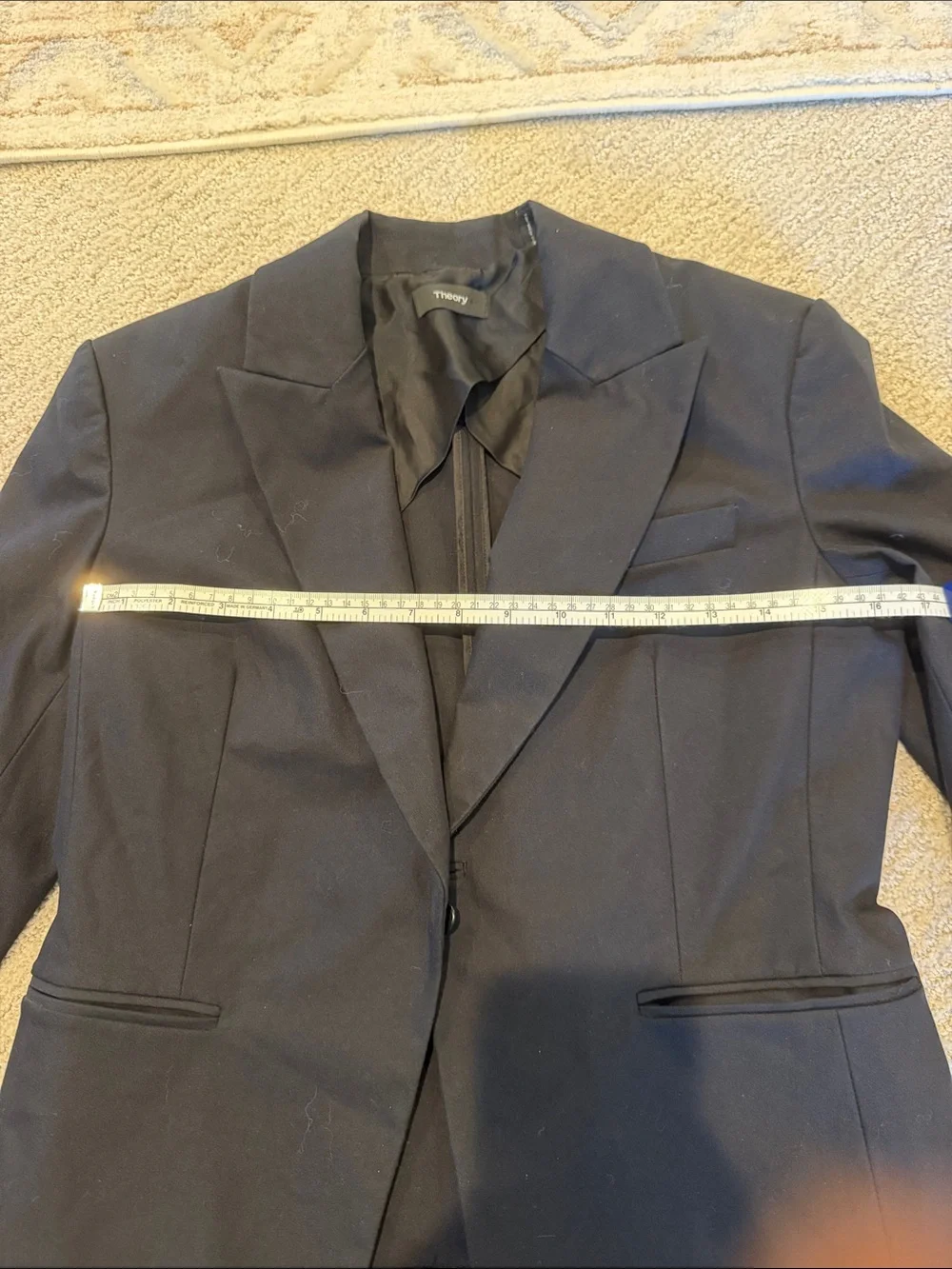 Theory Black Lanai Women's Tailored Blazer size 6 EUC